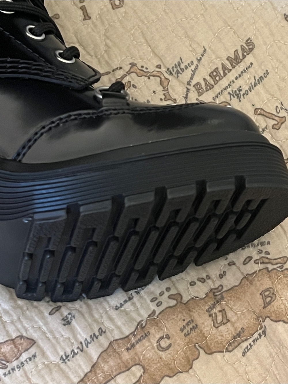 DOC MARTENS CHESNEY Studded Black/Silver Hightop Boots SIZE 7 Women’s NWT runs L - Picture 12 of 16